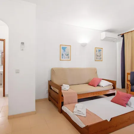 Casa Buzz Appartement *